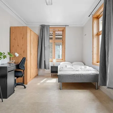The Red House - Affordable Living In Center * Берген