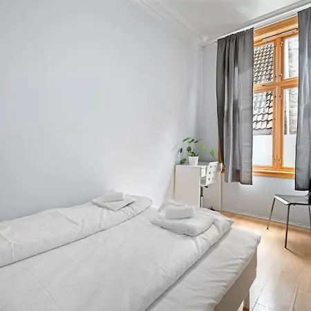 The Red House - Affordable Living In Center Апартаменти *