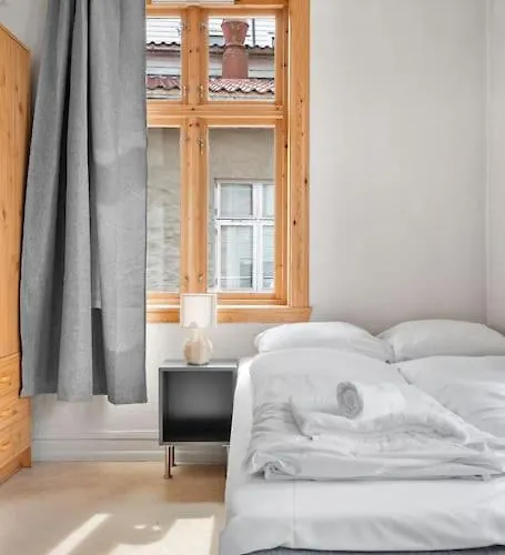 Апартаменты The Red House - Affordable Living In Center *