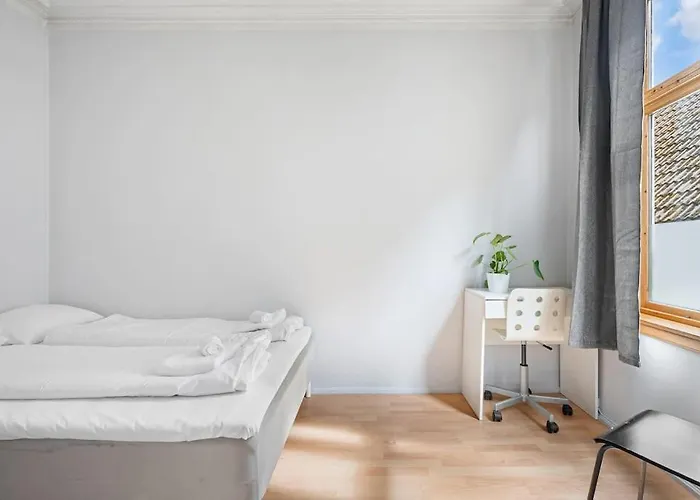 The Red House - Affordable Living In Center Апартаменты Берген